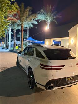 جنسس GV70